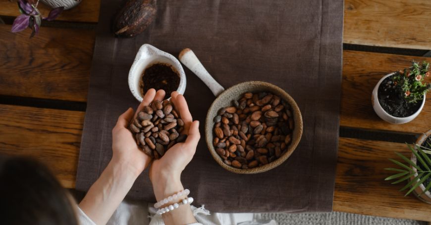 preparazione del cacao da cerimonia